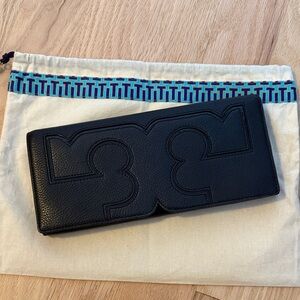 Tory Burch Black Leather clutch